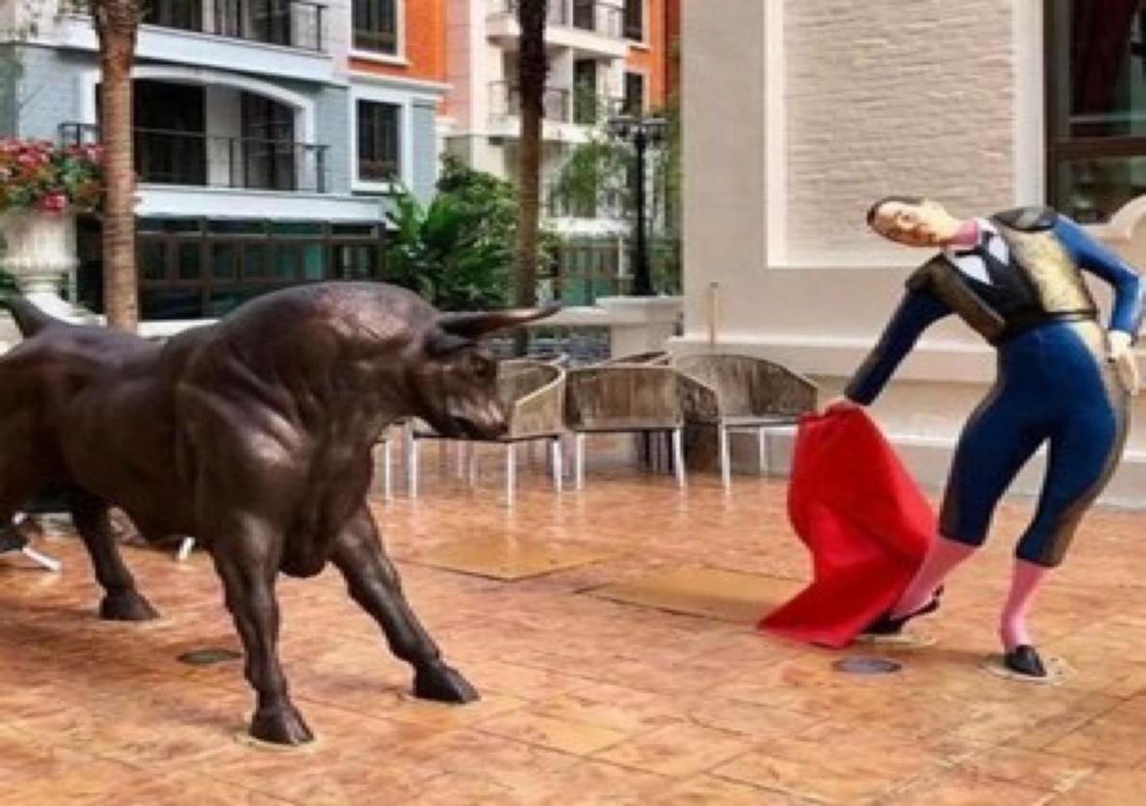 Espana Hotel Jomtien Resort Bagian luar foto